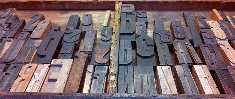 Image of an old type tray
